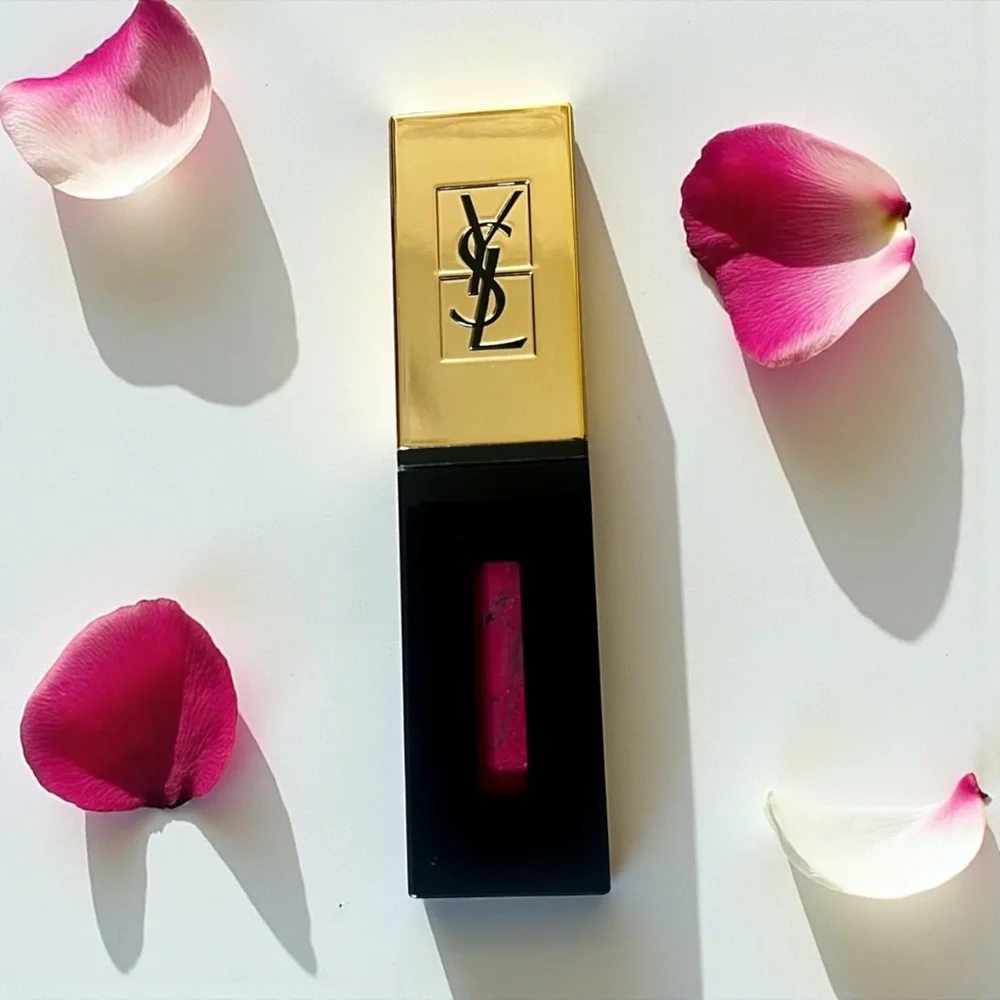 YSL Rouge Pur Couture Vernis à Lèvres Glossy Stain in Shade Rose Glacis #15